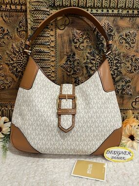 MICHAEL Kors Lillian Medium Mini Signature Shoulder Bag EUC!